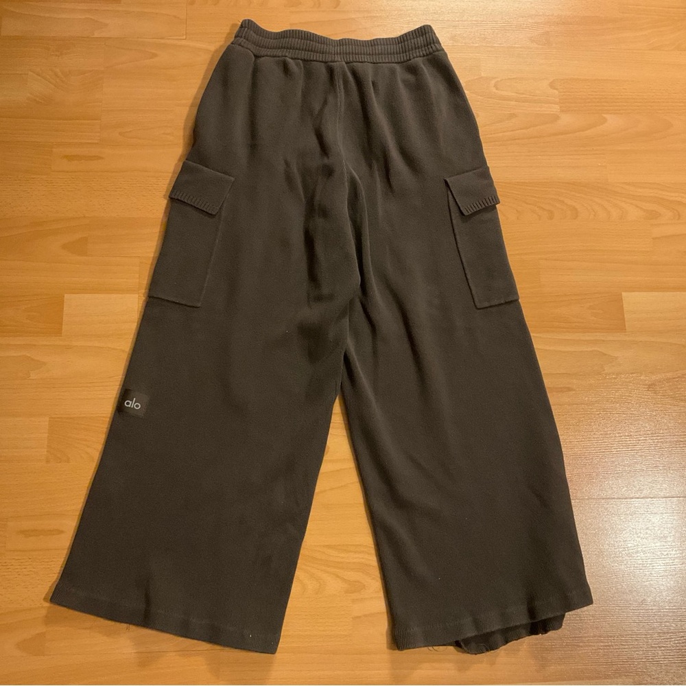Alo Yoga Scholar Knit High-Waist Cargo Pant Expresso M - Picture 12 of 12